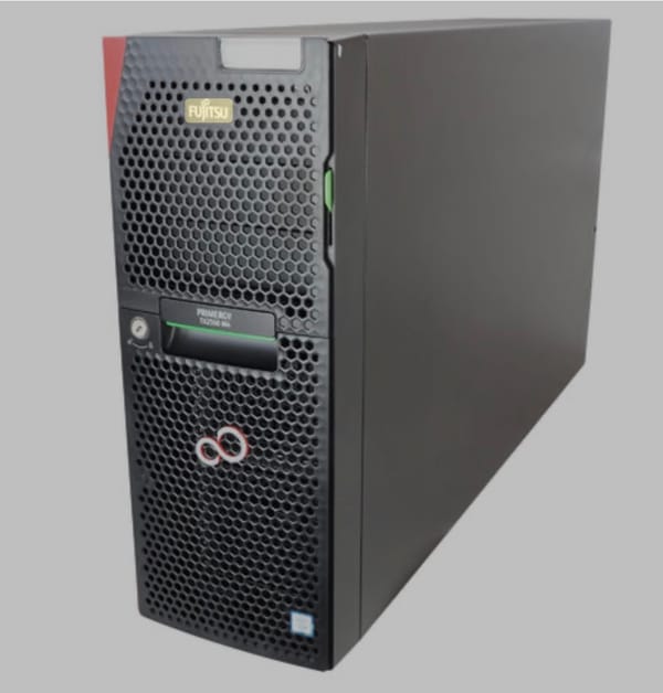 „Nuo buitinio PC iki serverio: kodėl pasirinkau profesionalų Fujitsu PRIMERGY TX2550 M5?“